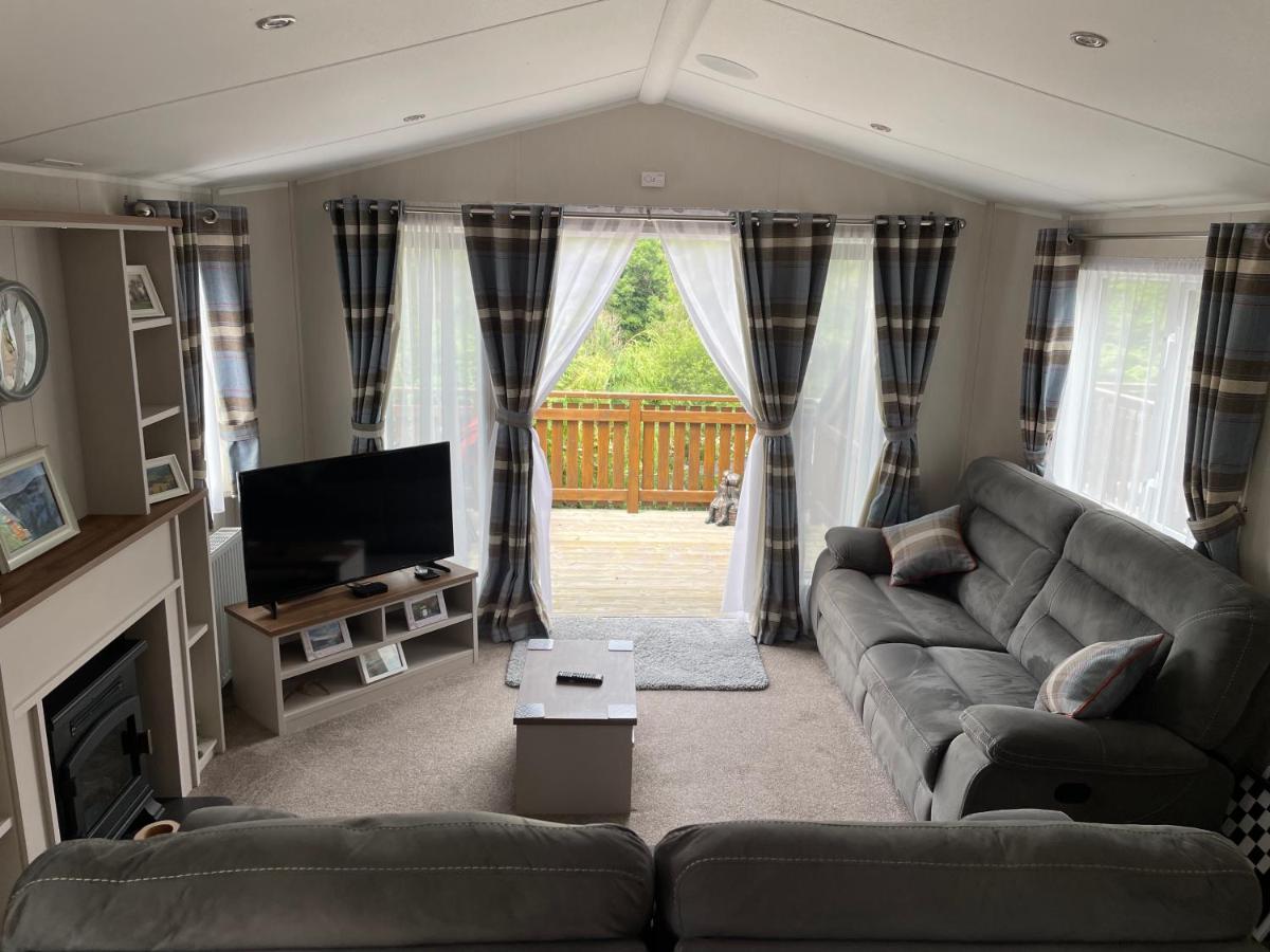 Beautiful 2 Bedroom Lodge With Stunning Views Blair Atholl Bagian luar foto