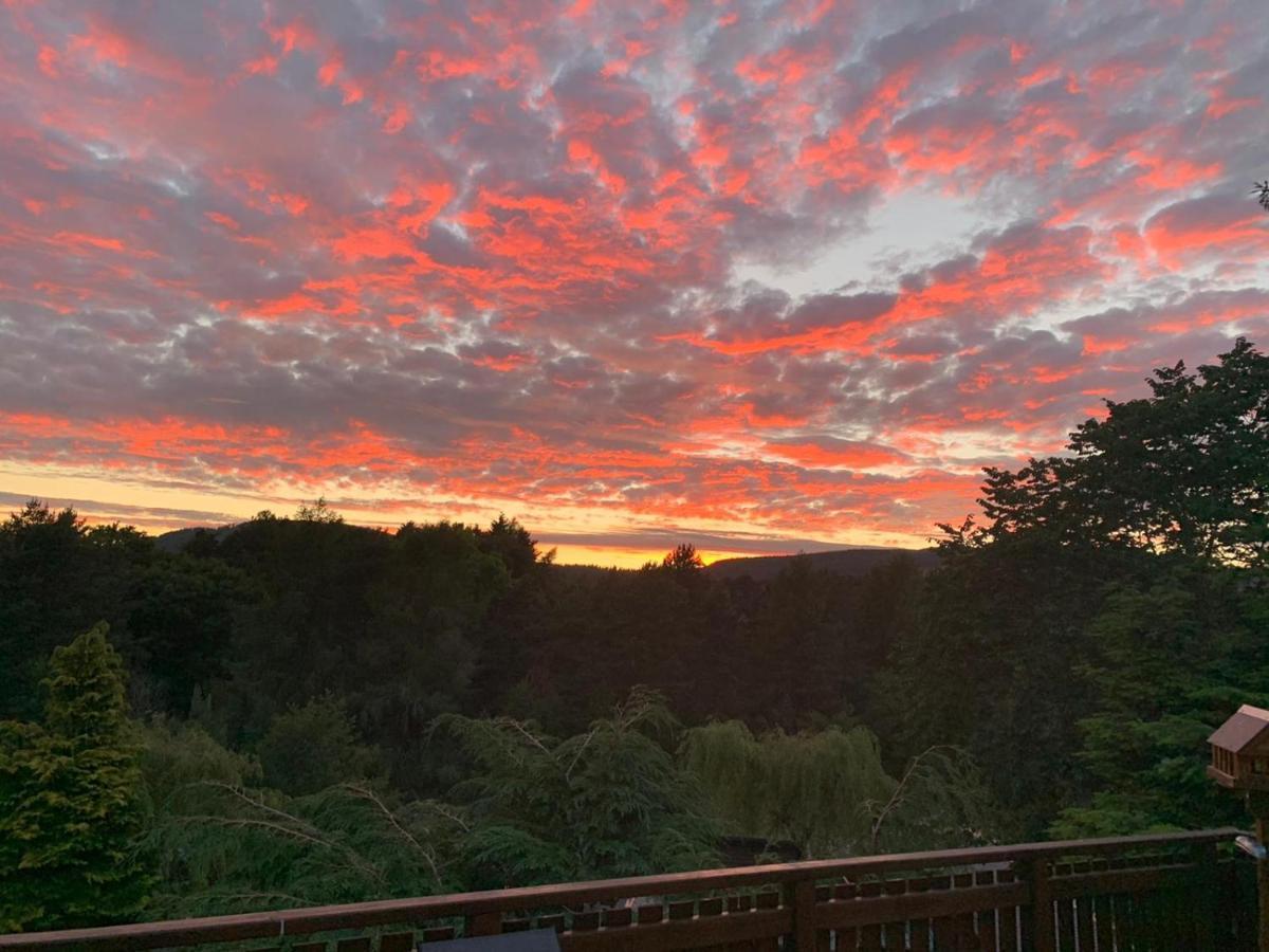 Beautiful 2 Bedroom Lodge With Stunning Views Blair Atholl Bagian luar foto
