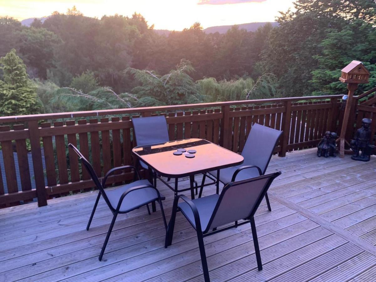 Beautiful 2 Bedroom Lodge With Stunning Views Blair Atholl Bagian luar foto