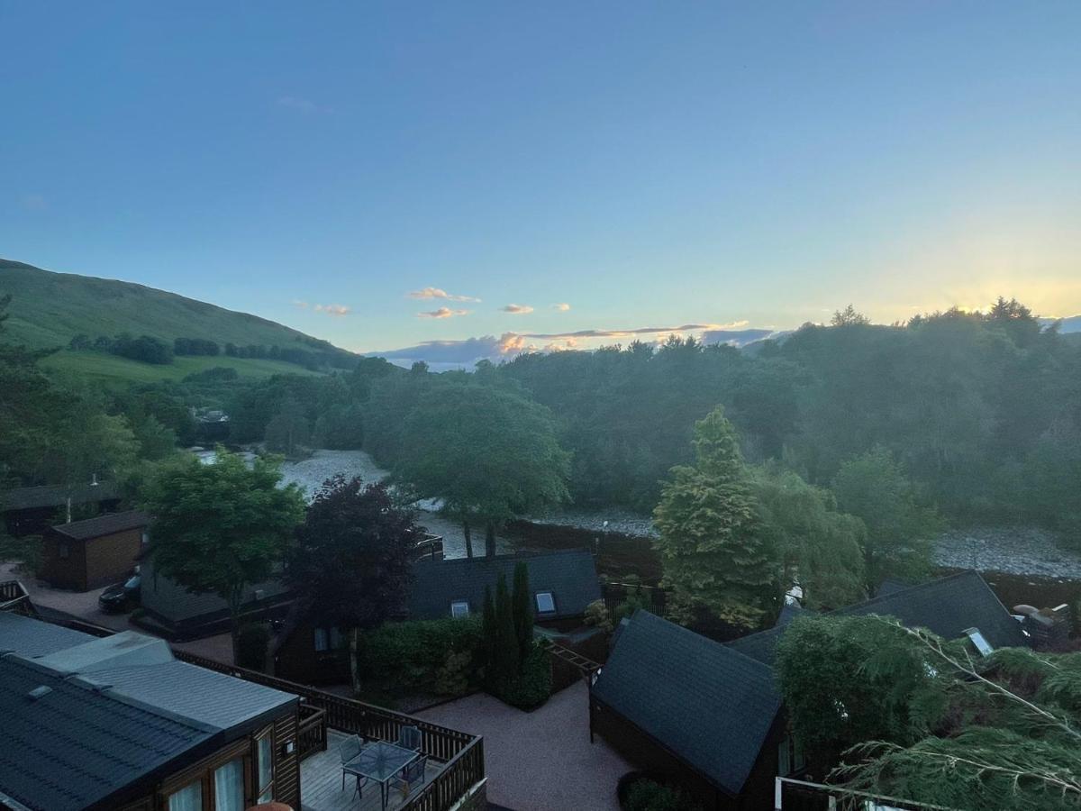 Beautiful 2 Bedroom Lodge With Stunning Views Blair Atholl Bagian luar foto